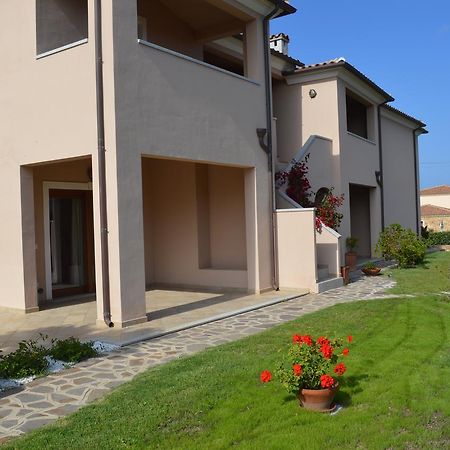 Guest Rooms Affittacamere San Teodoro  Exterior foto