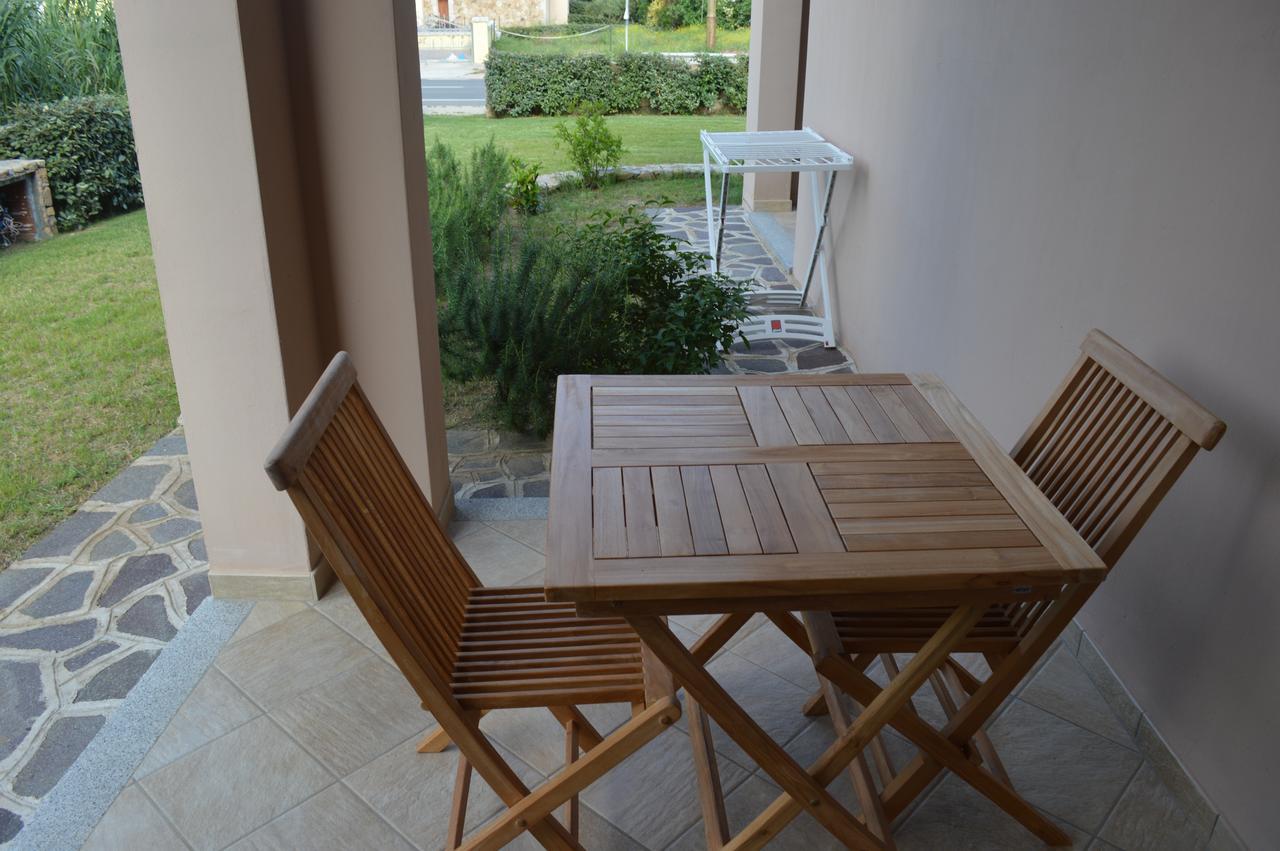 Guest Rooms Affittacamere San Teodoro  Exterior foto